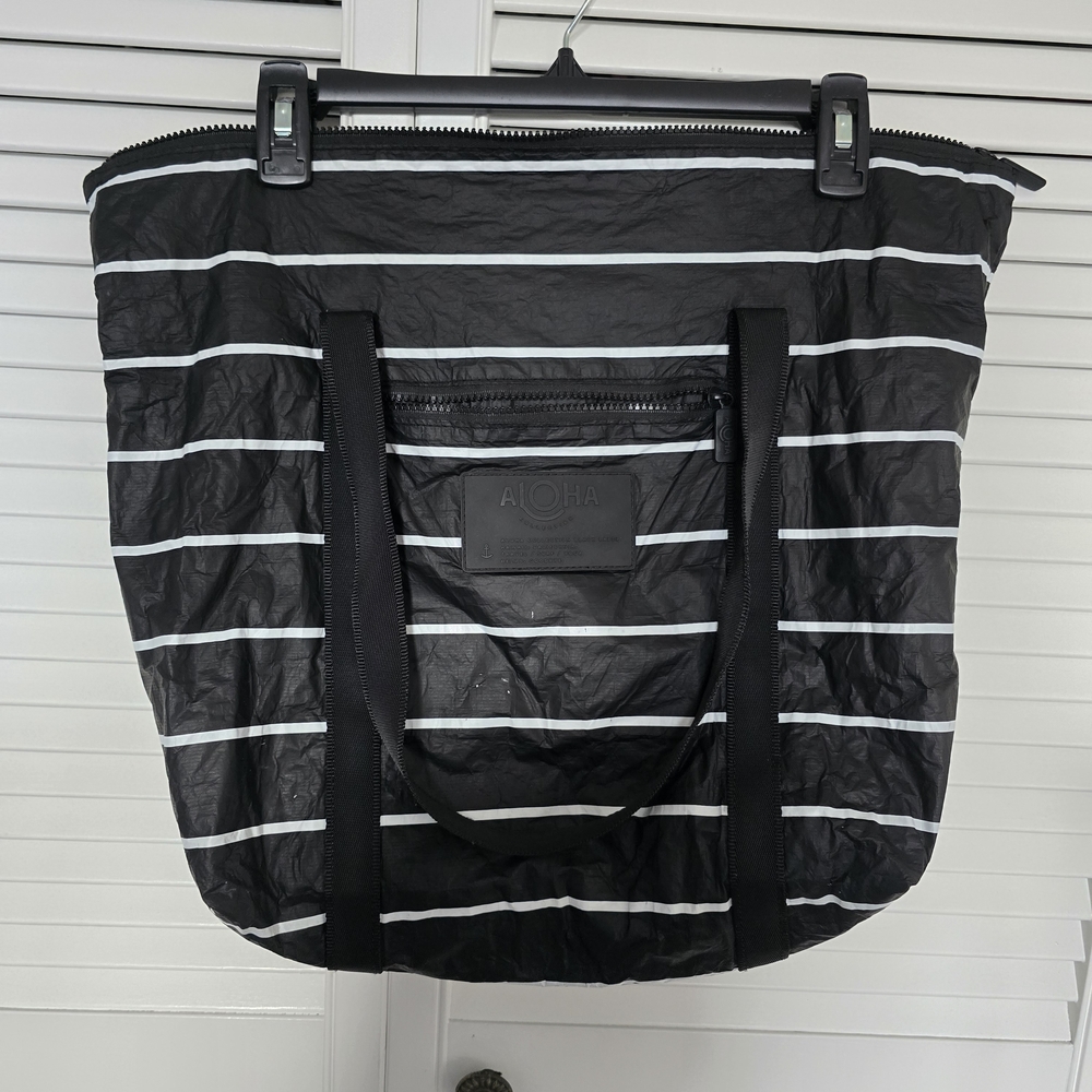 ALOHA Collection Black White Striped Day Tripper